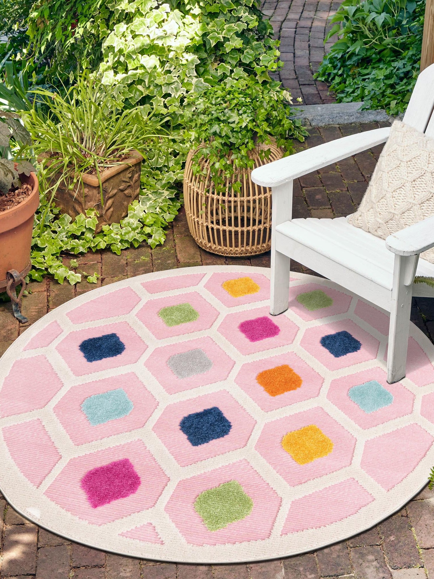 Pink 5' 3 x 5' 3 Aruba Outdoor Round Area Rug Weather Resistant for Patio, Deck, Terrace, Balcony, Porch for Sale at Rug Engine