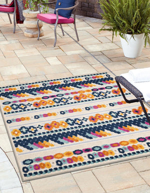 Gray 7' 10 x 7' 10 Aruba Outdoor Square Area Rug Weather Resistant for Patio, Deck, Terrace, Balcony, Porch for Sale at Rug Engine