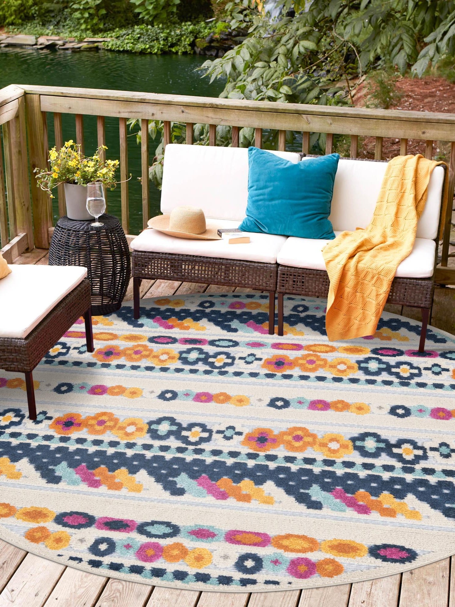 Gray 3' 3 x 3' 3 Aruba Outdoor Round Area Rug Weather Resistant for Patio, Deck, Terrace, Balcony, Porch for Sale at Rug Engine