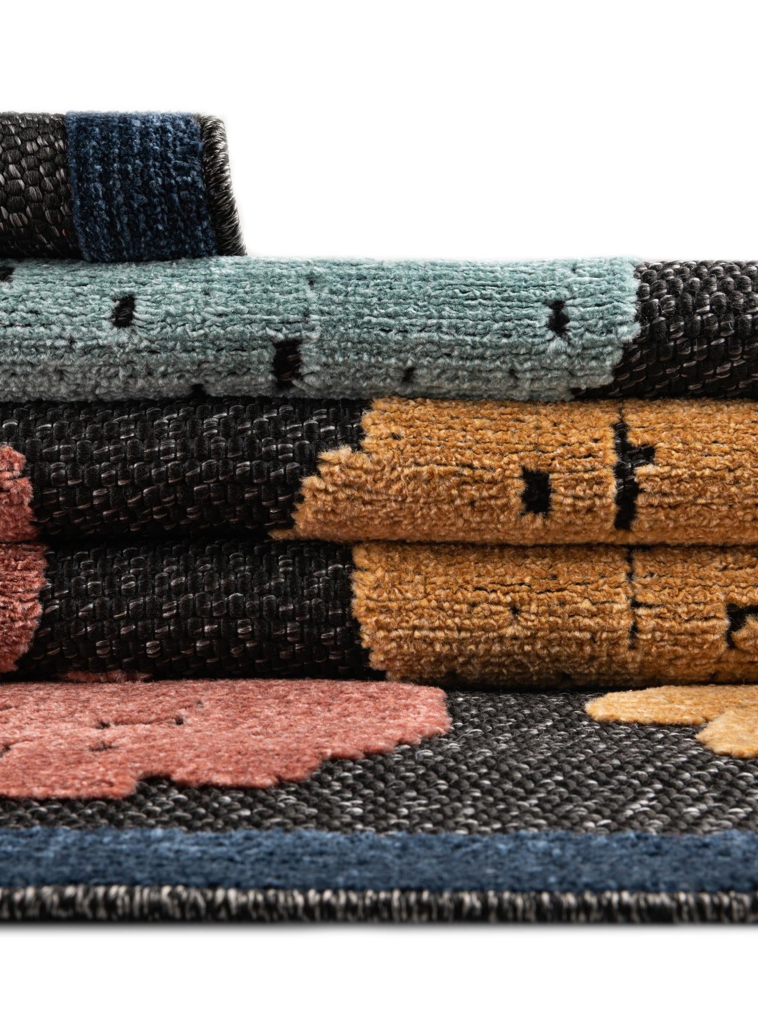 Black 9' x 12' Belize Outdoor Rectangle Area Rug Weather Resistant for Patio, Deck, Terrace, Balcony, Porch 100% Polypropylene Colorful Fun Coastal Modern Carpet for Outside for Sale at Rug Engine