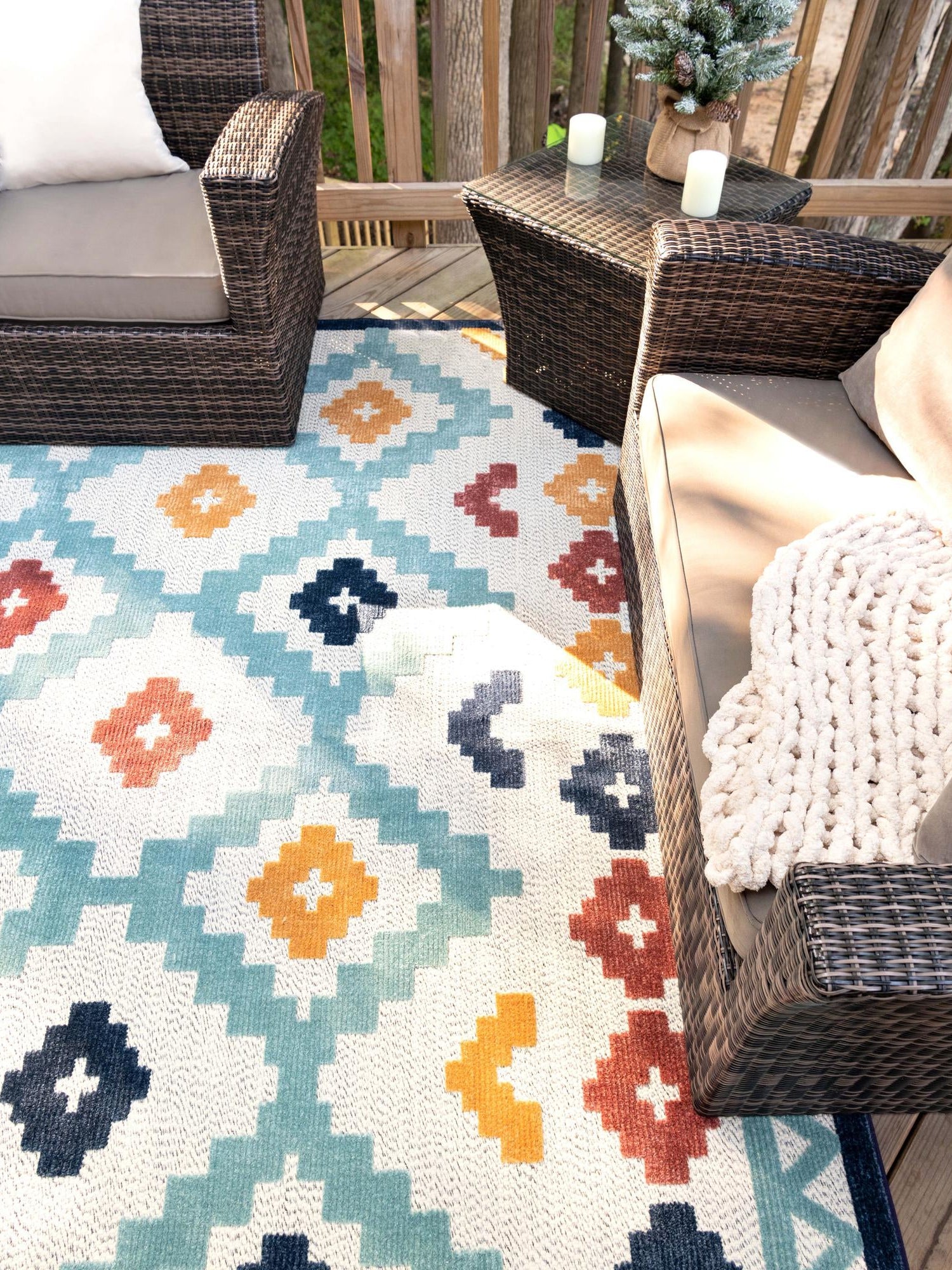 Ivory 4' x 6' Belize Outdoor Rectangle Area Rug Weather Resistant for Patio, Deck, Terrace, Balcony, Porch 100% Polypropylene Colorful Fun Coastal Modern Carpet for Outside for Sale at Rug Engine