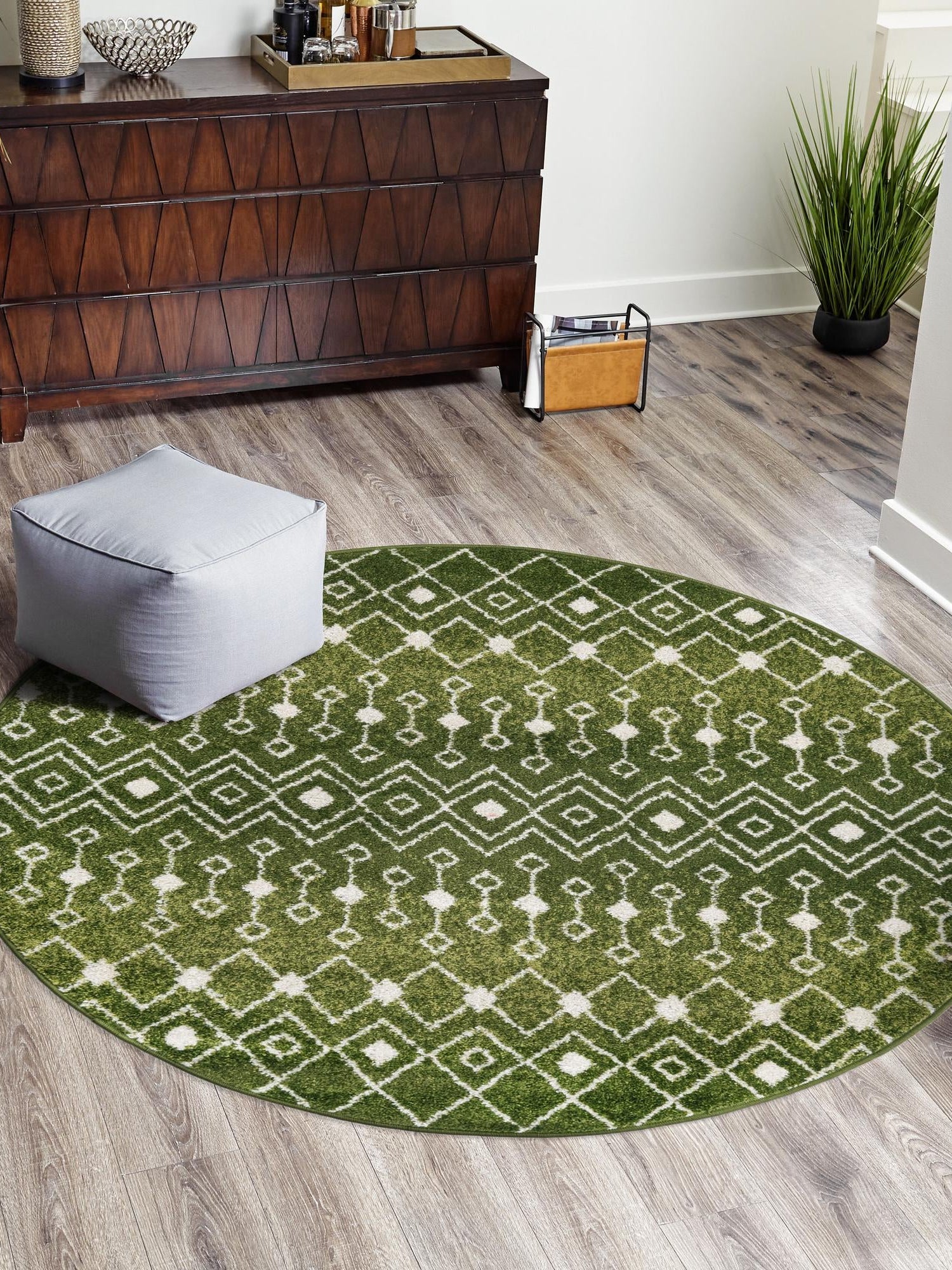 Green 7' 10 x 7' 10 Tribal Trellis Round Area Rug Geometric Southwestern Inspired Durable Carpet for Home Interior Design for Sale at Rug Engine
