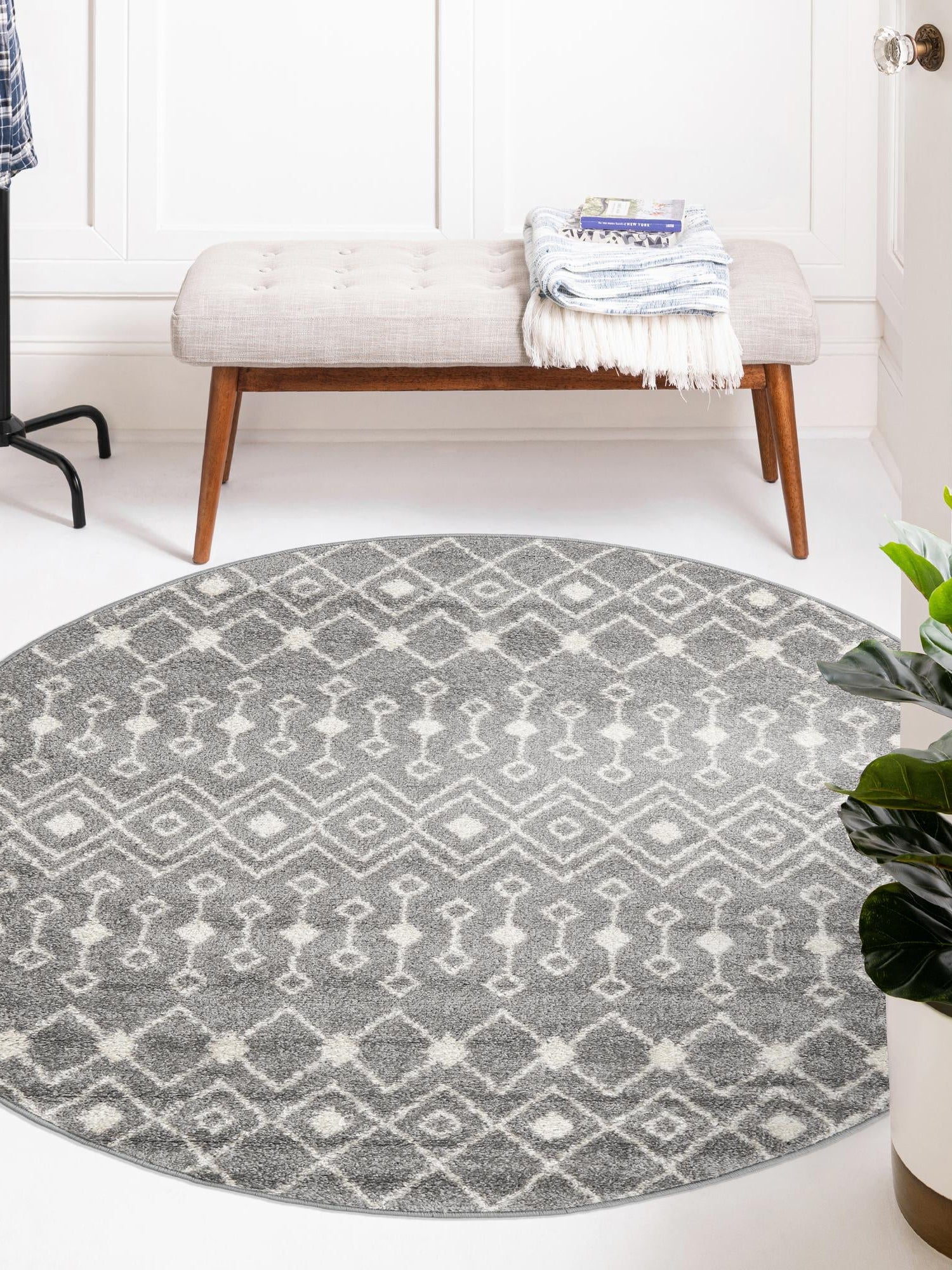Gray 7' 10 x 7' 10 Tribal Trellis Round Area Rug Geometric Southwestern Inspired Durable Carpet for Home Interior Design for Sale at Rug Engine