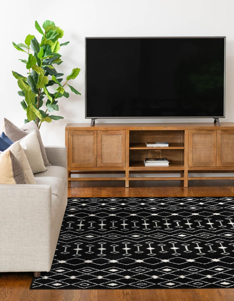 Black and White 4' 1 x 6' 1 Tribal Trellis Rectangle Area Rug Geometric Southwestern Inspired Durable Carpet for Home Interior Design for Sale at Rug Engine