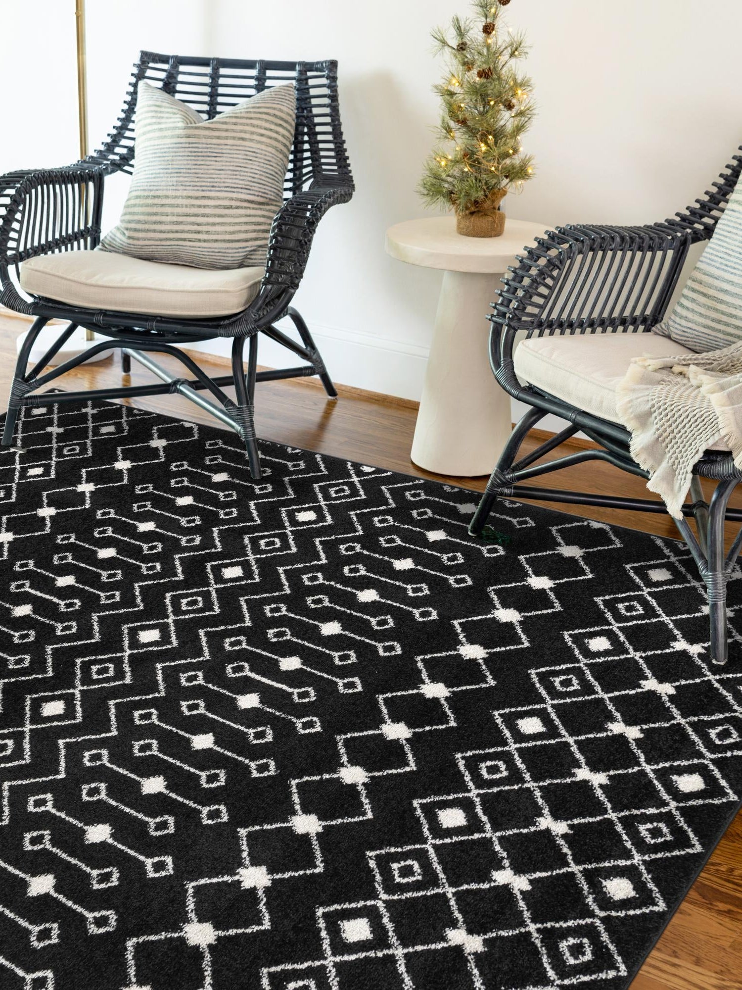 Black and White 4' 1 x 6' 1 Tribal Trellis Rectangle Area Rug Geometric Southwestern Inspired Durable Carpet for Home Interior Design for Sale at Rug Engine
