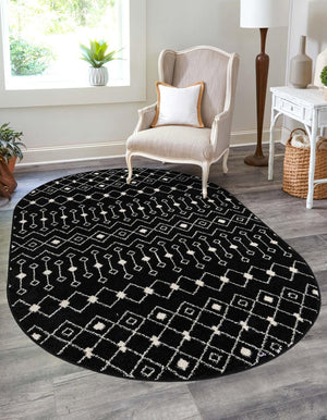Black and White 5' 3 x 8' Tribal Trellis Oval Area Rug Geometric Southwestern Inspired Durable Carpet for Home Interior Design for Sale at Rug Engine