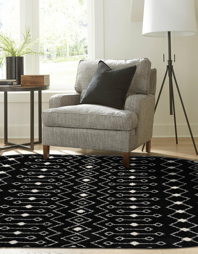 Black and White 5' 3 x 8' Tribal Trellis Oval Area Rug Geometric Southwestern Inspired Durable Carpet for Home Interior Design for Sale at Rug Engine