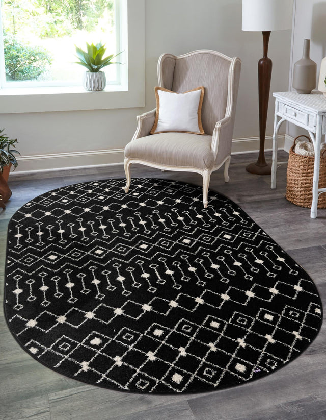 Black and White 5' 3 x 8' Tribal Trellis Oval Area Rug Geometric Southwestern Inspired Durable Carpet for Home Interior Design for Sale at Rug Engine