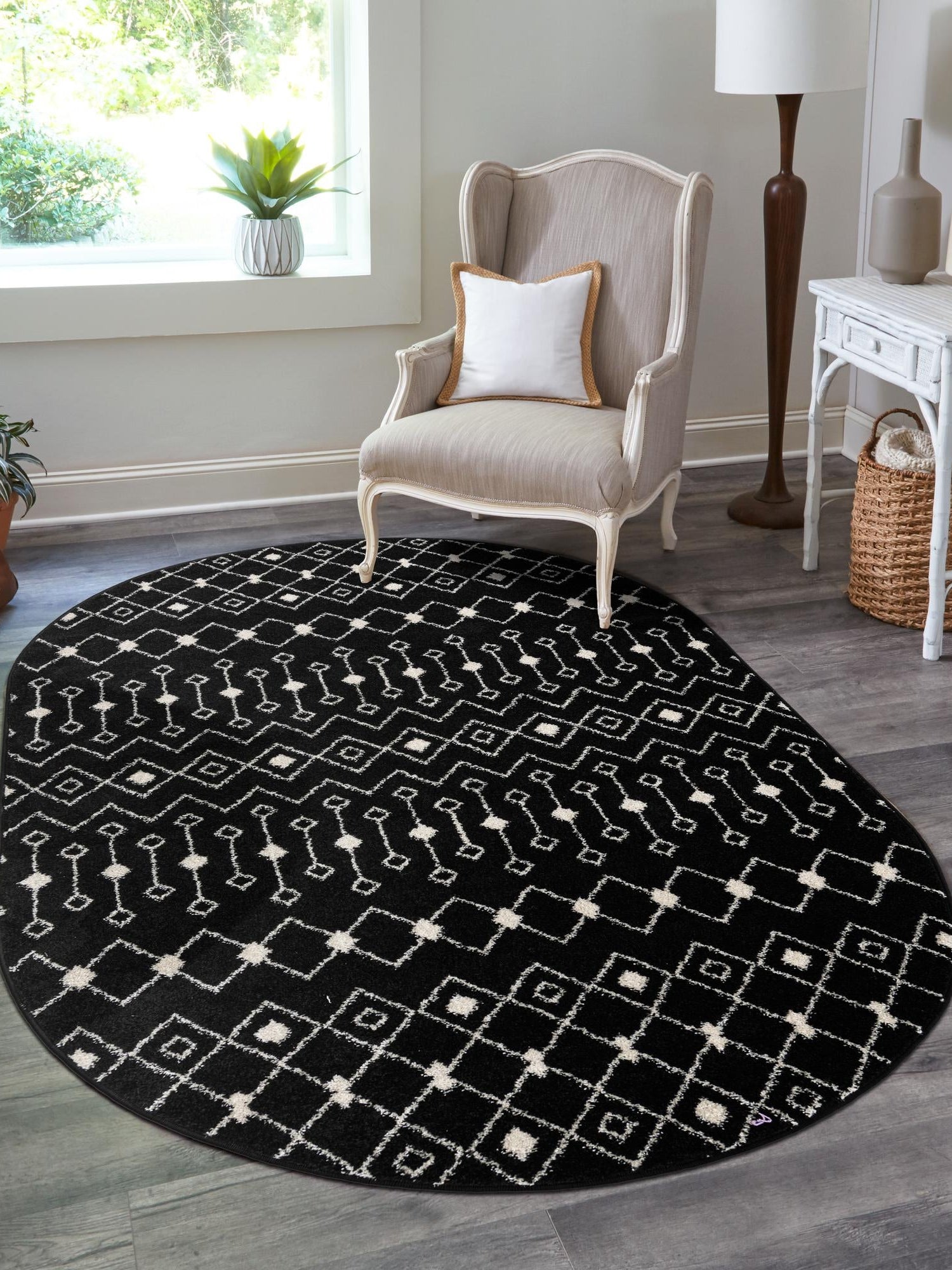 Black and White 7' 10 x 10' Tribal Trellis Oval Area Rug Geometric Southwestern Inspired Durable Carpet for Home Interior Design for Sale at Rug Engine