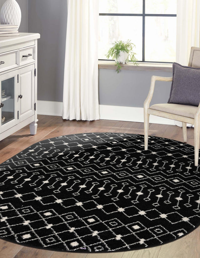 Black and White 5' 3 x 8' Tribal Trellis Oval Area Rug Geometric Southwestern Inspired Durable Carpet for Home Interior Design for Sale at Rug Engine