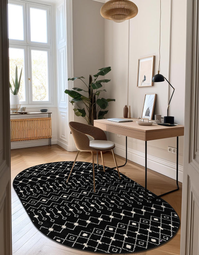 Black and White 5' 3 x 8' Tribal Trellis Oval Area Rug Geometric Southwestern Inspired Durable Carpet for Home Interior Design for Sale at Rug Engine