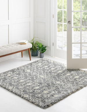 Gray 5' 3 x 5' 3 Moroccan Trellis Shag Square Rug