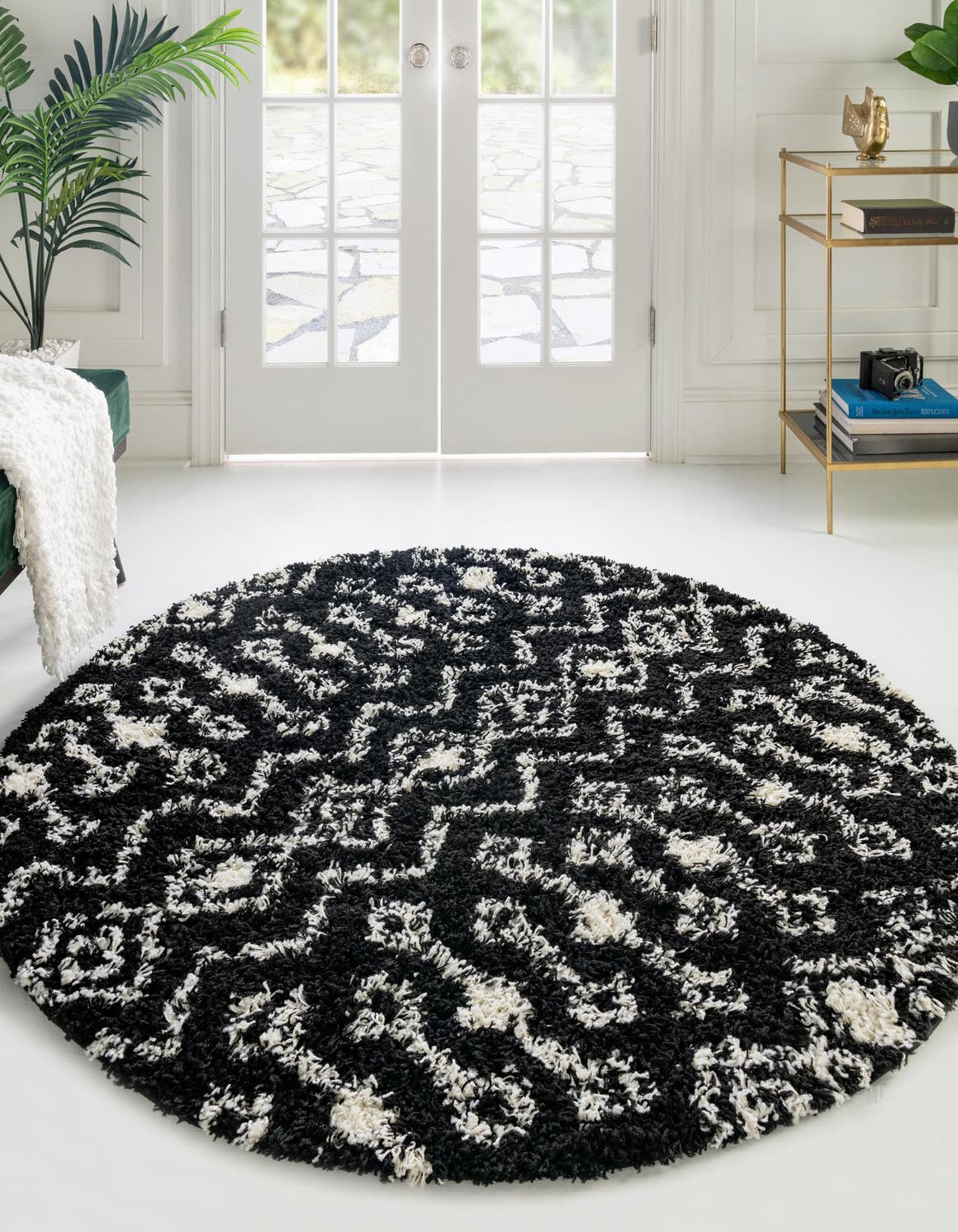 Black and White 7' 10 x 7' 10 Moroccan Trellis Shag Round Area Rug Thick Soft Touch Fluffy & Plush Shaggy Pile 100% Polypropylene Geometric Traditional Carpet for Sale at Rug Engine