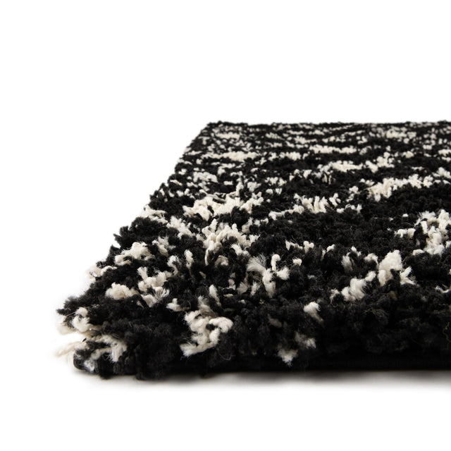 Black and White 8' x 8' Moroccan Trellis Shag Square Rug