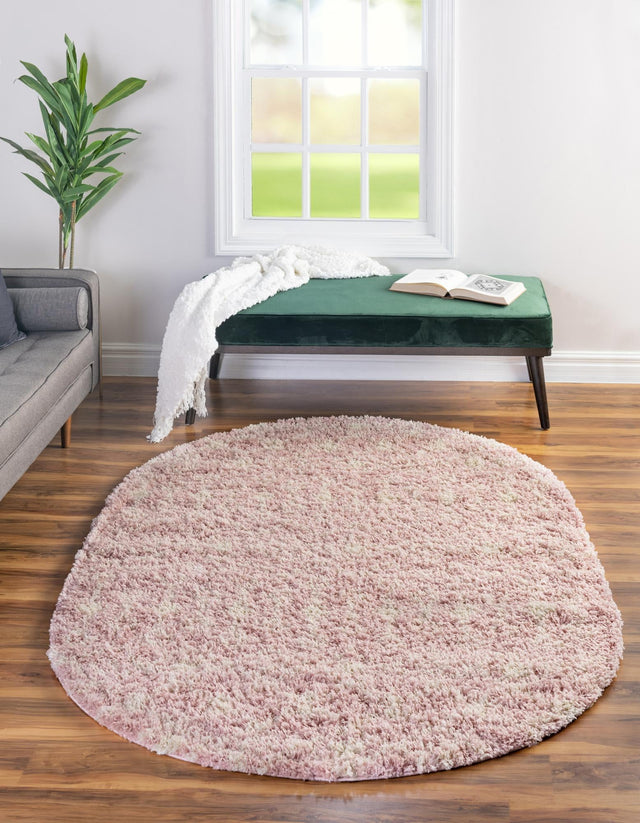 Light Pink 8' x 10' Moroccan Trellis Shag Oval Rug
