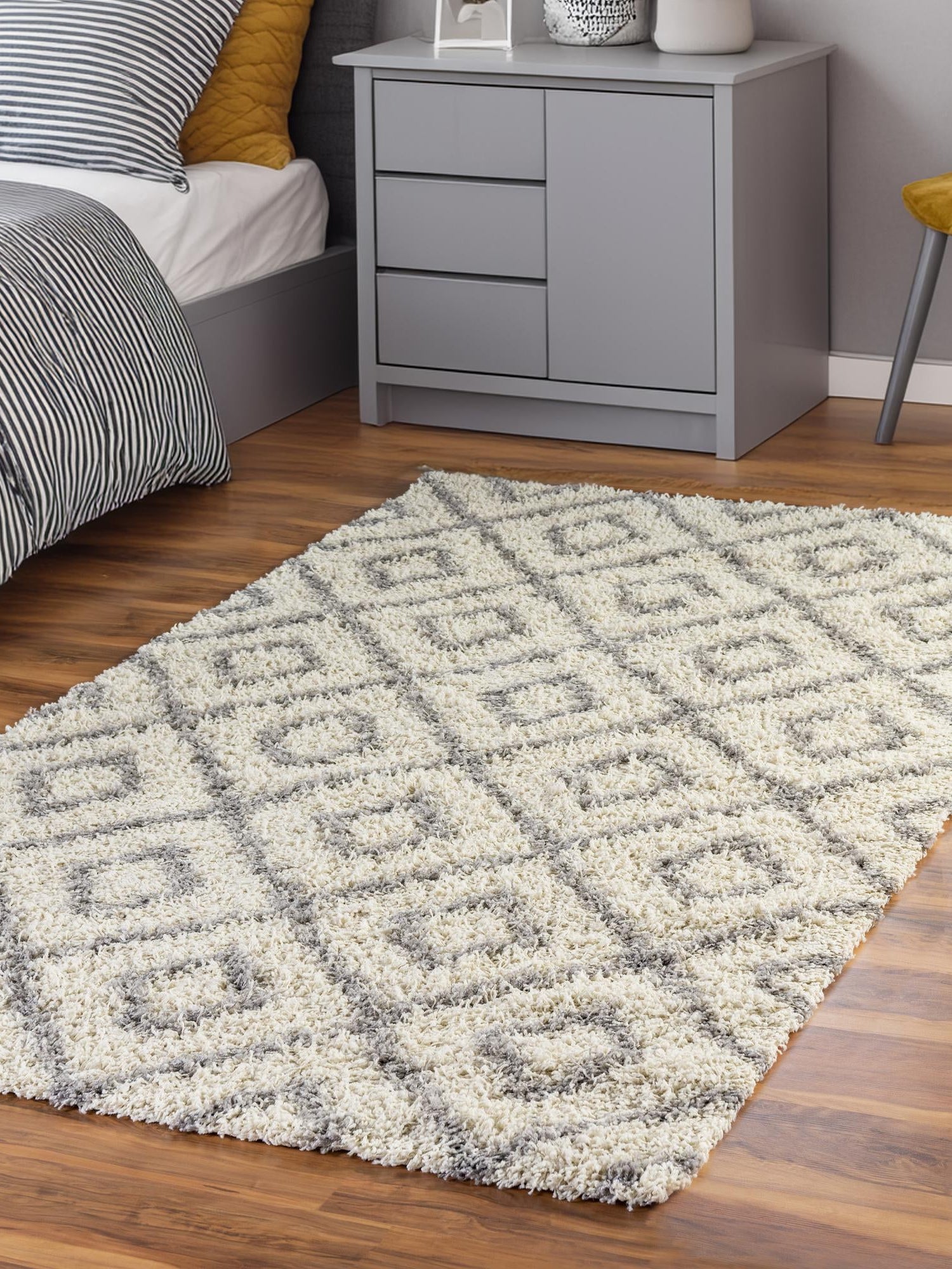 Ivory 6' x 9' Trellis Shag Rectangle Area Rug Thick Soft Touch Fluffy & Plush Shaggy Pile Geometric Modern Unique Carpet for Home Interior Design for Sale at Rug Engine