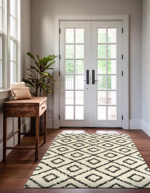 White and Black 5' 3 x 8' Trellis Shag Rectangle Area Rug Thick Soft Touch Fluffy & Plush Shaggy Pile
