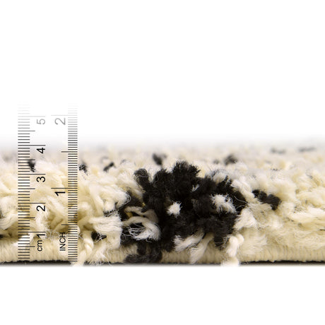 White and Black 7' 10 x 7' 10 Trellis Shag Round Area Rug Thick Soft Touch Fluffy & Plush Shaggy Pile Geometric Modern Unique Carpet for Home Interior Design for Sale at Rug Engine