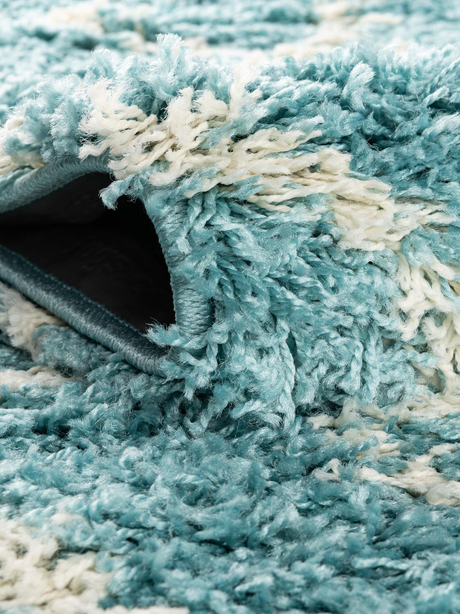 Aqua 5' 3 x 5' 3 Trellis Shag Round Area Rug Thick Soft Touch Fluffy & Plush Shaggy Pile Geometric Modern Unique Carpet for Home Interior Design for Sale at Rug Engine