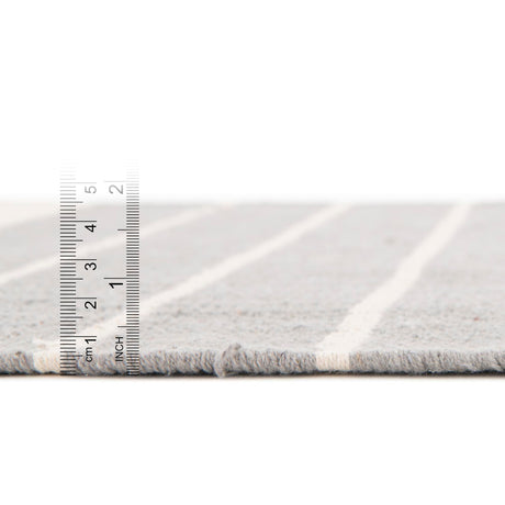 Gray and White 3' 3 x 5' 1 Chindi Cotton Rectangle Rug