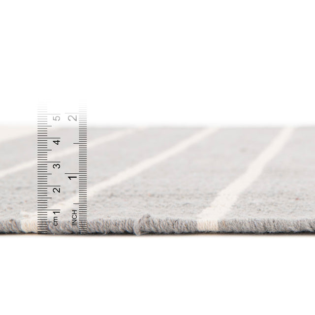 Gray and White 3' 3 x 5' 1 Chindi Cotton Rectangle Rug