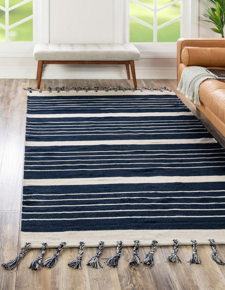 Navy and White 5' 1 x 8' Chindi Cotton Rectangle Rug