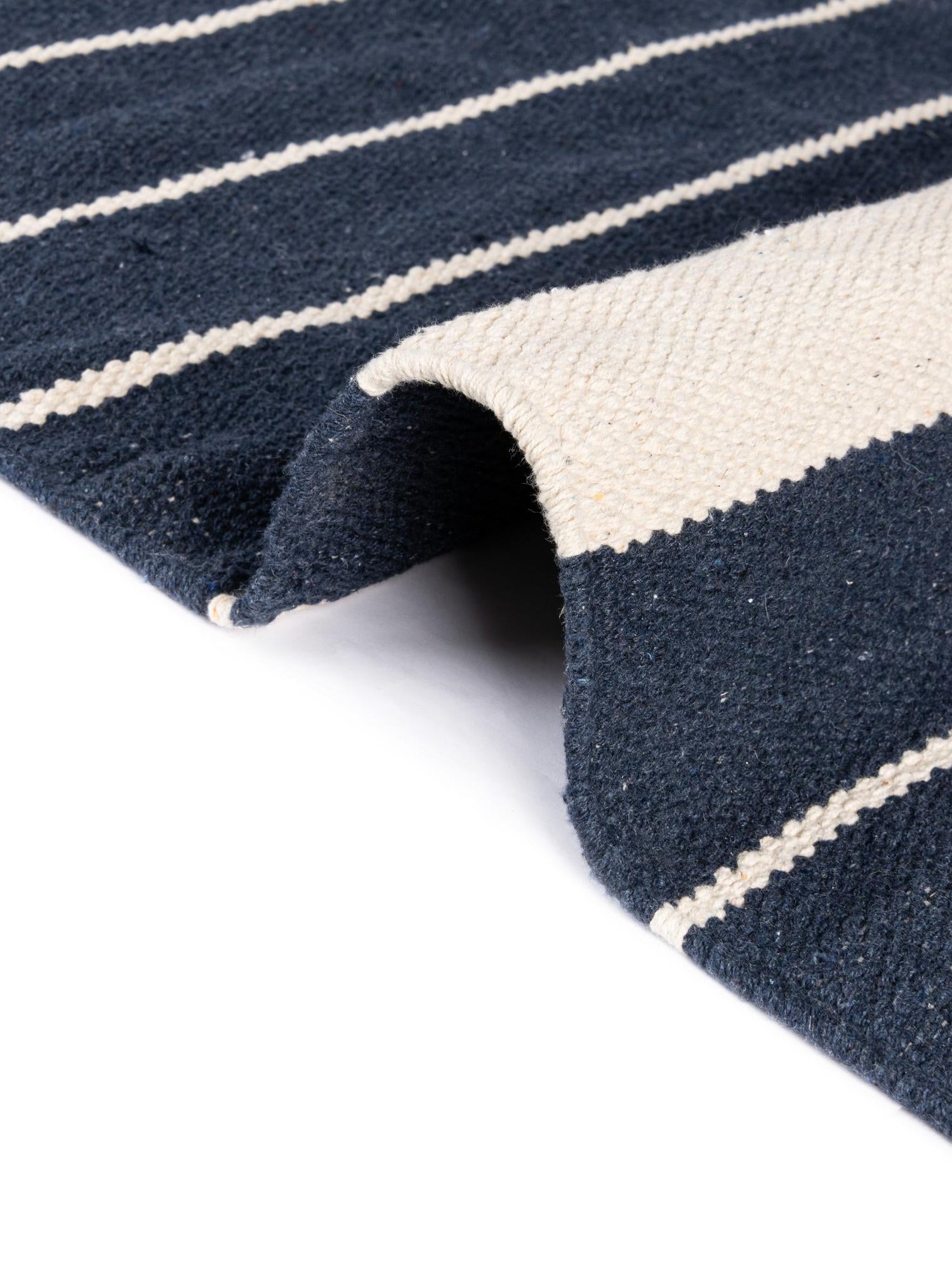 Navy and White 4' 1 x 6' 1 Chindi Cotton Rectangle Area Rug Interior Design Home Decor Carpet Mat for Sale at Rug Engine