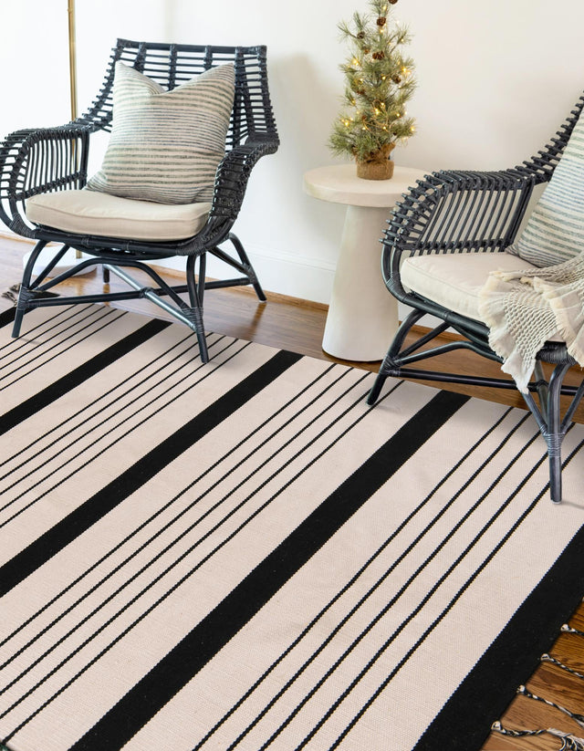 Black and White 10' x 14' 1 Chindi Cotton Rectangle Rug
