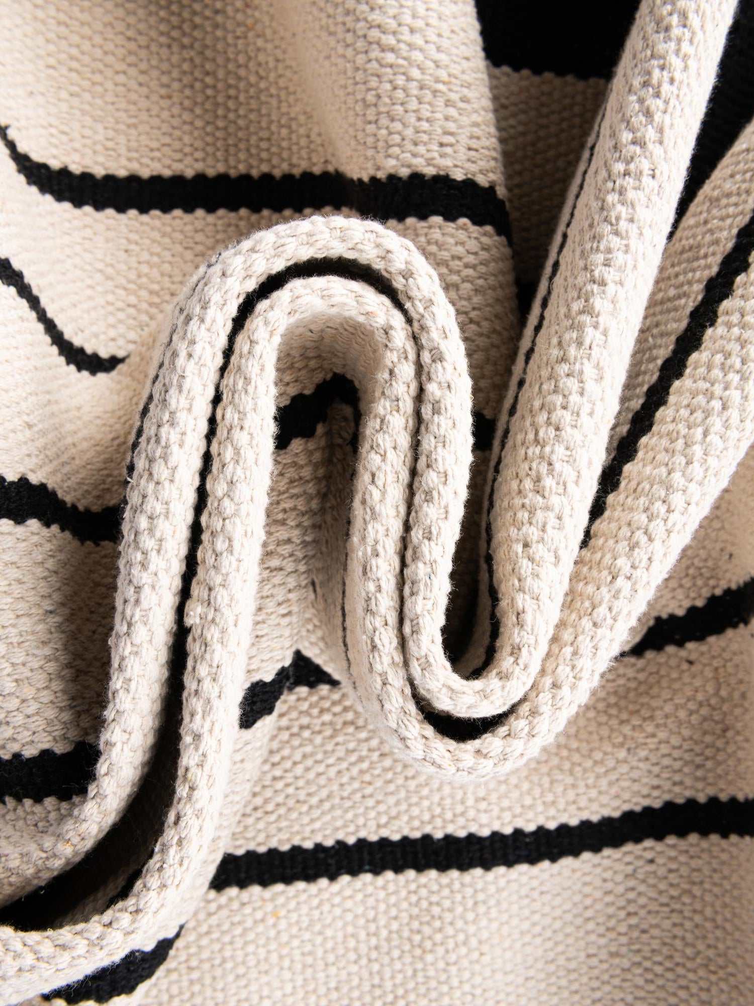 Black and White 2' 7 x 12' Chindi Cotton Runner Area Rug Interior Design Home Decor Carpet Mat for Sale at Rug Engine