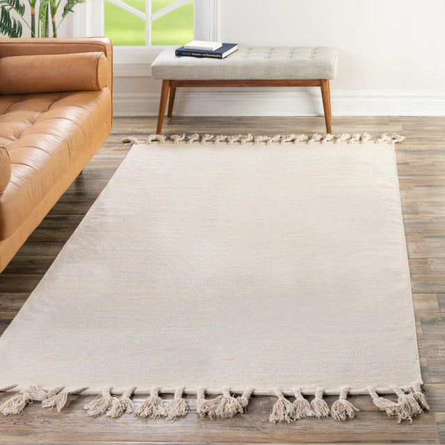 Beige and White 5' 1 x 8' Chindi Cotton Rectangle Rug