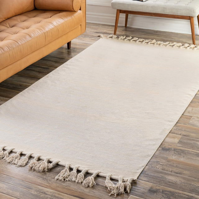 Beige and White 5' 1 x 8' Chindi Cotton Rectangle Rug