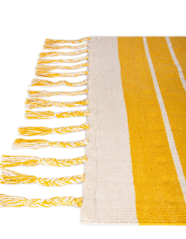 Gold and White 6' 1 x 9' Chindi Cotton Rectangle Rug