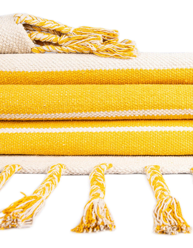 Gold and White 6' 1 x 9' Chindi Cotton Rectangle Rug