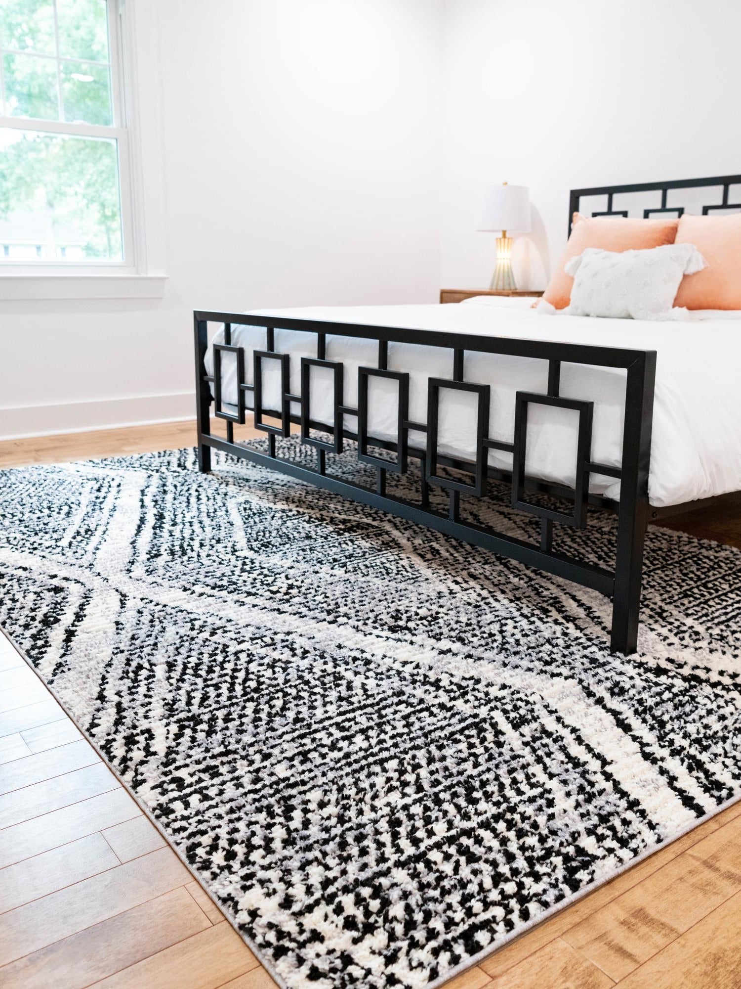 Black and White 3' 3 x 5' 3 Tagine Rectangle Area Rug Durable 100% Polyester Modern Unique Easy Clean Carpet for Indoor Home Decor for Sale at Rug Engine