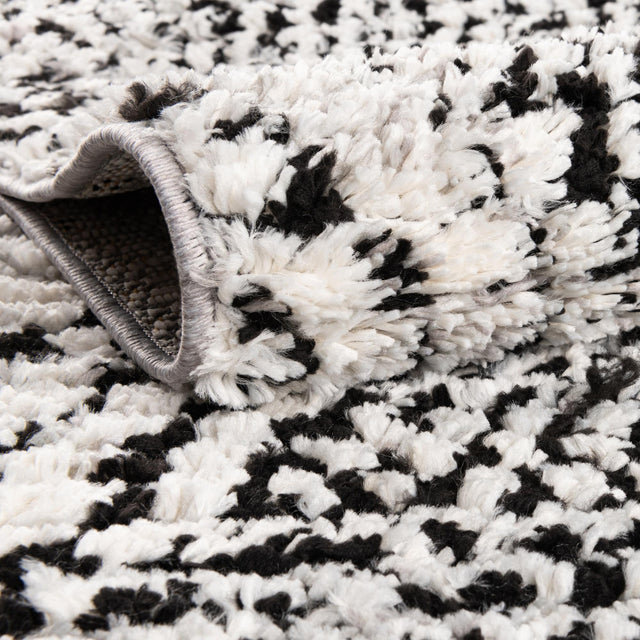 Black and White 5' 3 x 5' 3 Tagine Octagon Area Rug Durable 100% Polyester Modern Unique Easy Clean Carpet for Indoor Home Decor for Sale at Rug Engine