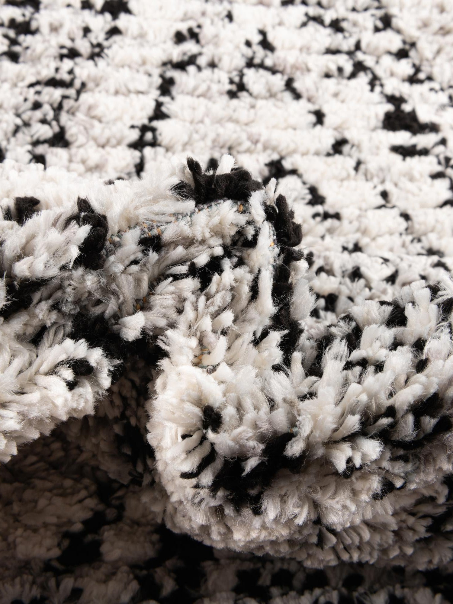 Black and White 7' 10 x 7' 10 Tagine Octagon Area Rug Durable 100% Polyester Modern Unique Easy Clean Carpet for Indoor Home Decor for Sale at Rug Engine