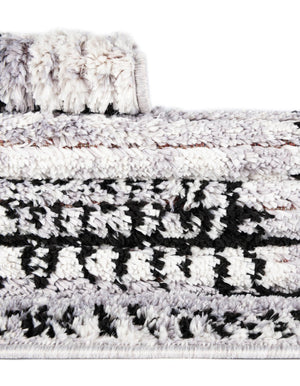 Black and White 5' 3 x 5' 3 Tagine Octagon Area Rug Durable 100% Polyester Modern Unique Easy Clean Carpet for Indoor Home Decor for Sale at Rug Engine