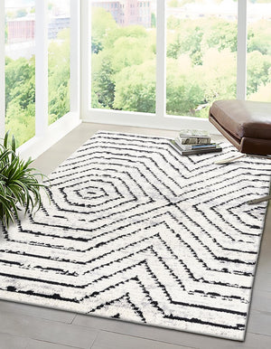 Black and White 5' 3 x 8' Tagine Rectangle Area Rug Durable 100% Polyester Modern Unique Easy Clean Carpet for Indoor Home Decor for Sale at Rug Engine