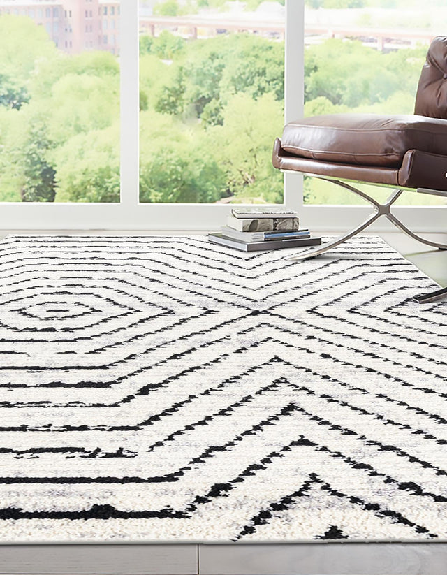 Black and White 2' x 3' Tagine Rectangle Area Rug Durable 100% Polyester Modern Unique Easy Clean Carpet for Indoor Home Decor for Sale at Rug Engine