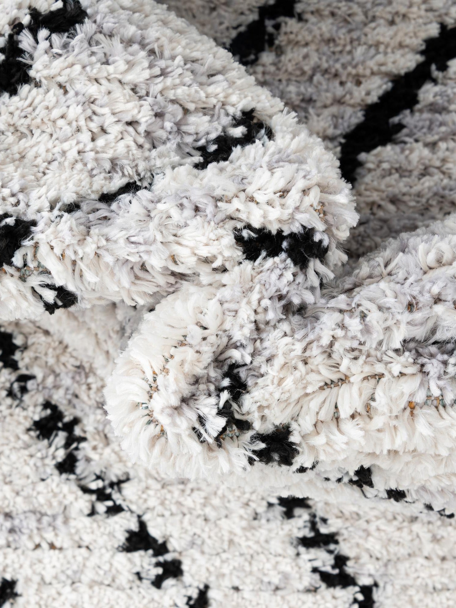 Black and White 7' 10 x 7' 10 Tagine Octagon Area Rug Durable 100% Polyester Modern Unique Easy Clean Carpet for Indoor Home Decor for Sale at Rug Engine