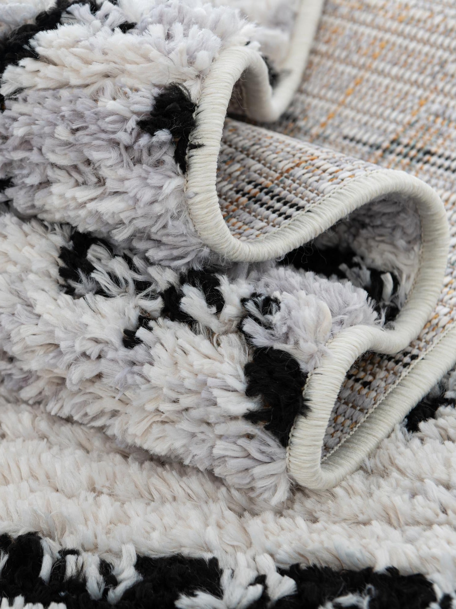 Black and White 7' 10 x 7' 10 Tagine Octagon Area Rug Durable 100% Polyester Modern Unique Easy Clean Carpet for Indoor Home Decor for Sale at Rug Engine