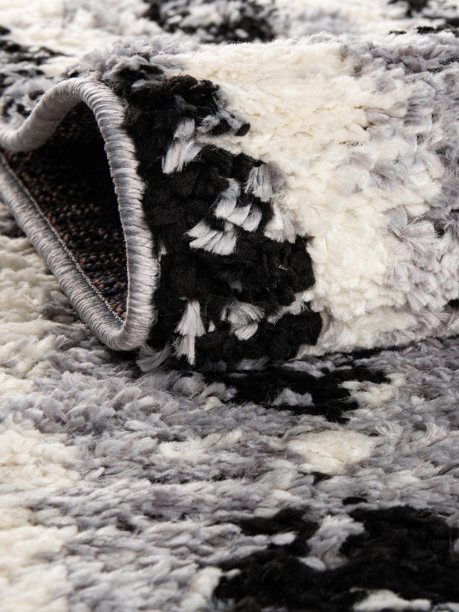 Black and White 5' 3 x 5' 3 Tagine Octagon Area Rug Durable 100% Polyester Modern Unique Easy Clean Carpet for Indoor Home Decor for Sale at Rug Engine