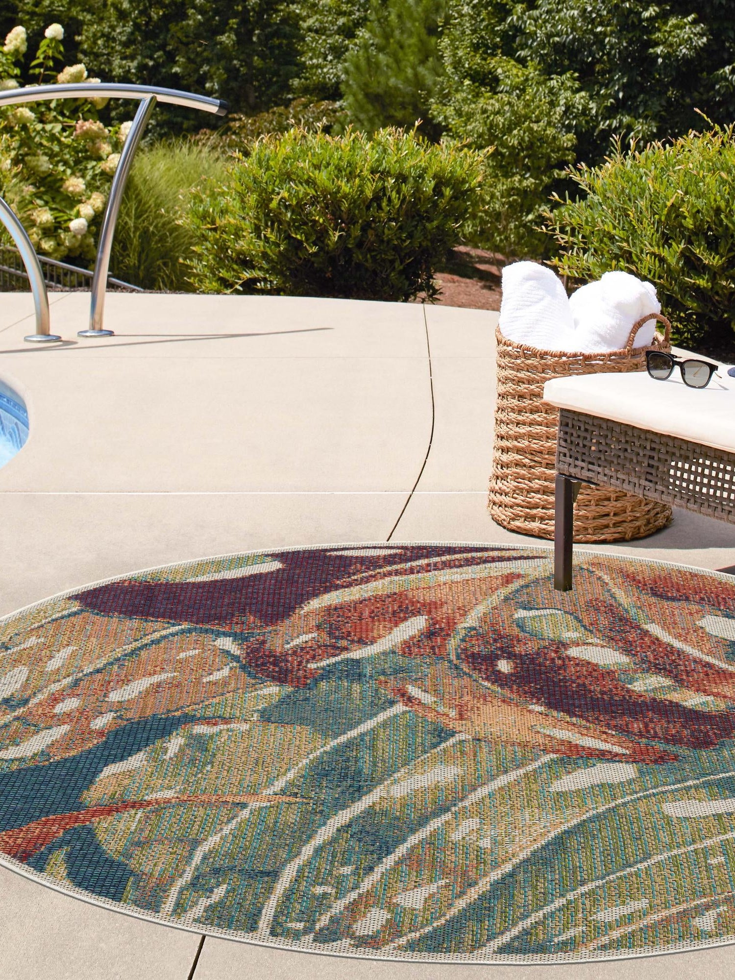 Multicolor 5' 3 x 5' 3 Baja Outdoor Round Area Rug Weather Resistant for Patio, Deck, Terrace, Balcony, Porch 100% Polypropylene Modern Outside Decor for Sale at Rug Engine