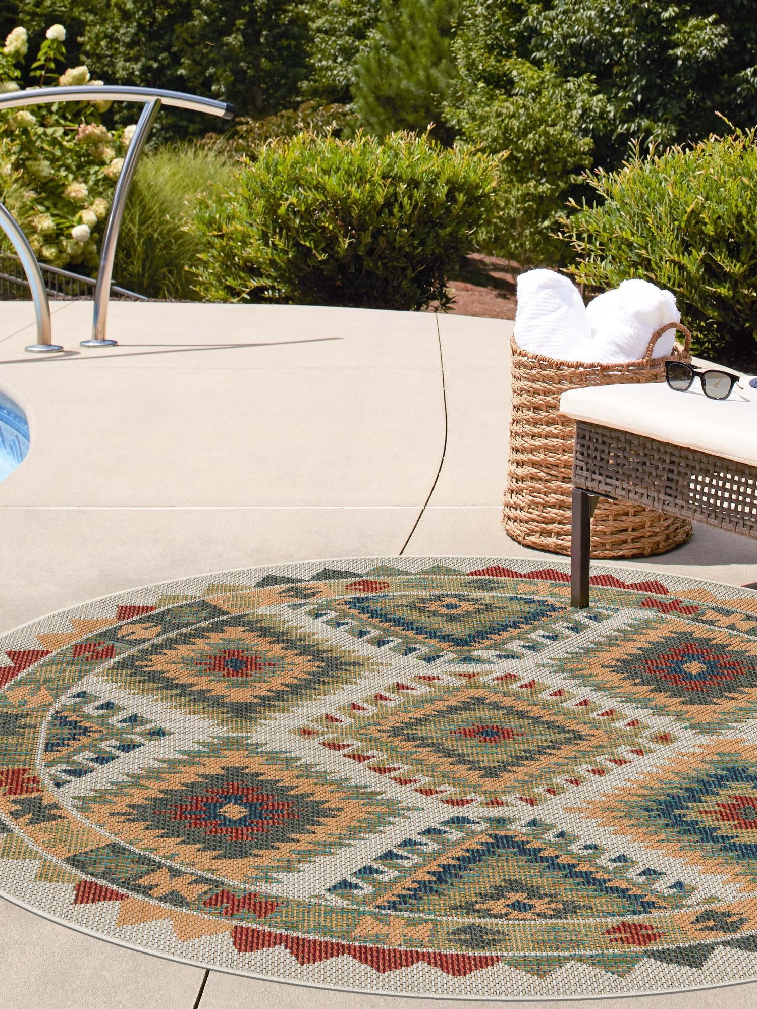 Ivory 3' x 3' Baja Outdoor Round Area Rug Weather Resistant for Patio, Deck, Terrace, Balcony, Porch 100% Polypropylene Modern Outside Decor for Sale at Rug Engine