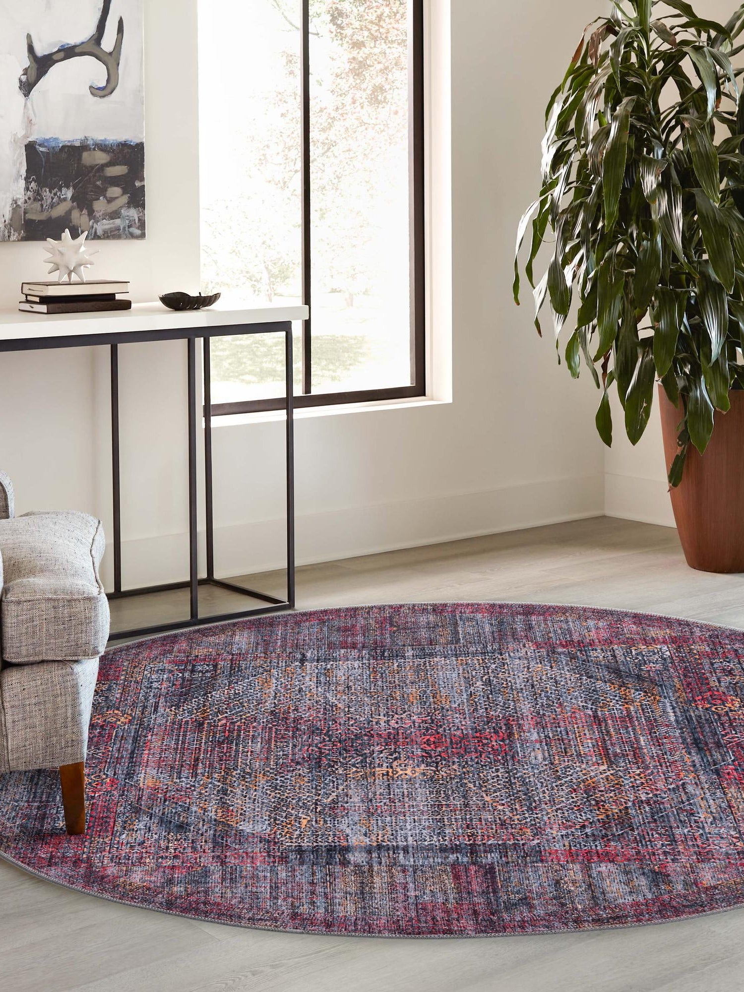 Washable Red and Black 3' 11 x 3' 11 Mangata Round Area Rug Easy to Clean Stain Resistant & Durable Chenille Traditional Vintage Distressed Carpet for Sale at Rug Engine
