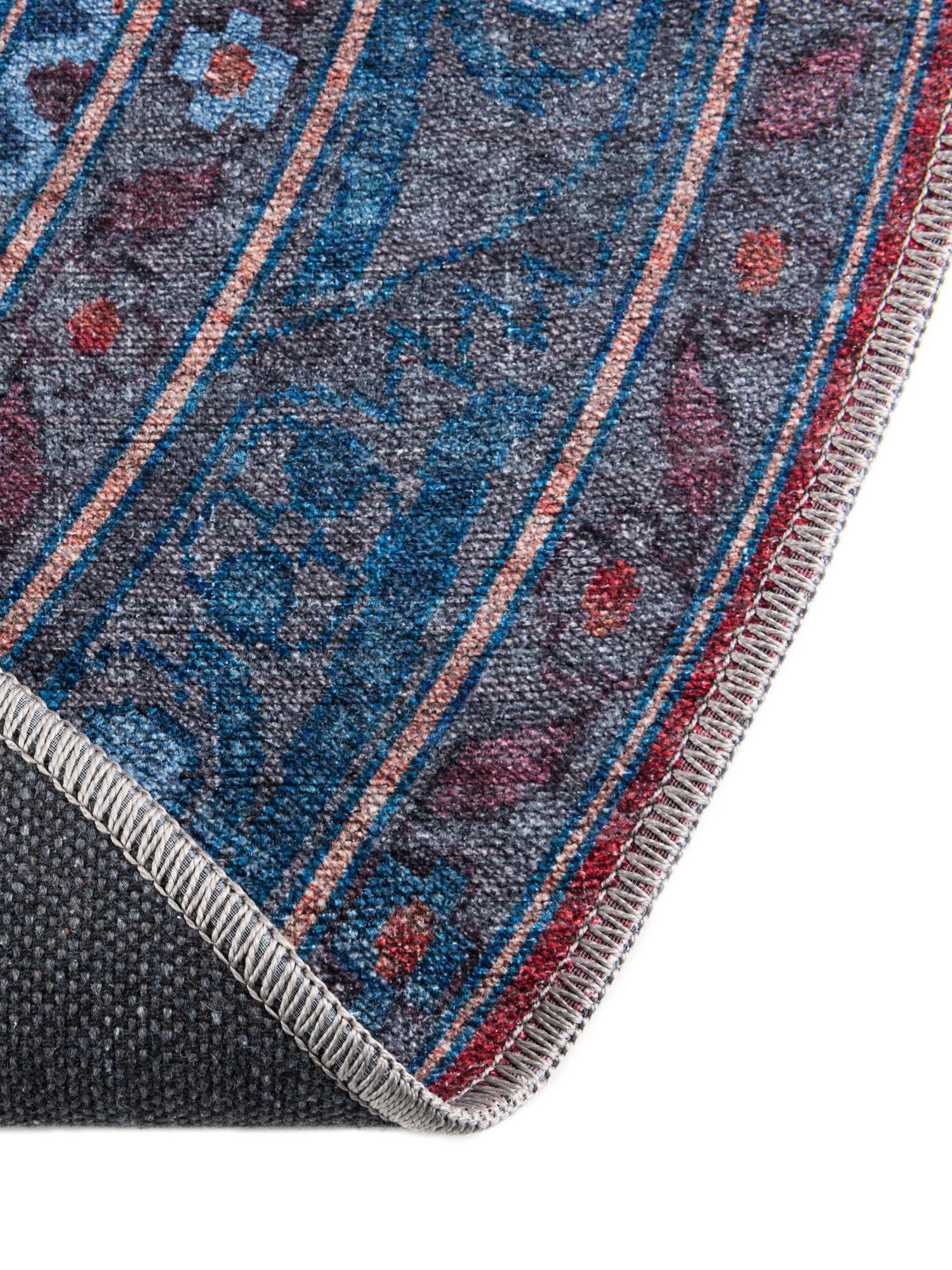 Washable Red and Blue 5' 3 x 5' 3 Mangata Round Area Rug Easy to Clean Stain Resistant & Durable Chenille Traditional Vintage Distressed Carpet for Sale at Rug Engine