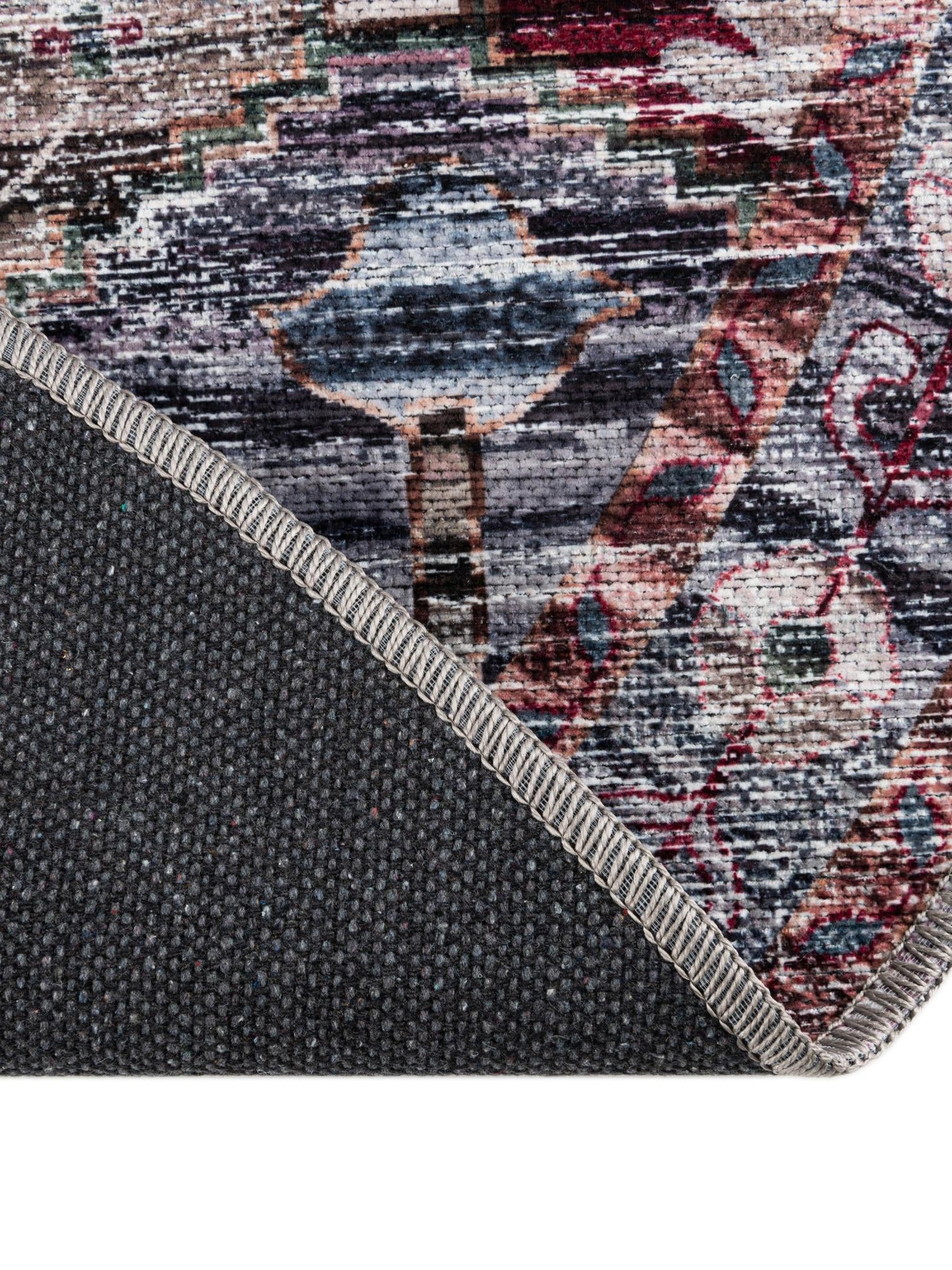 Washable Multicolor 5' 3 x 5' 3 Mangata Round Area Rug Easy to Clean Stain Resistant & Durable Chenille Traditional Vintage Distressed Carpet for Sale at Rug Engine