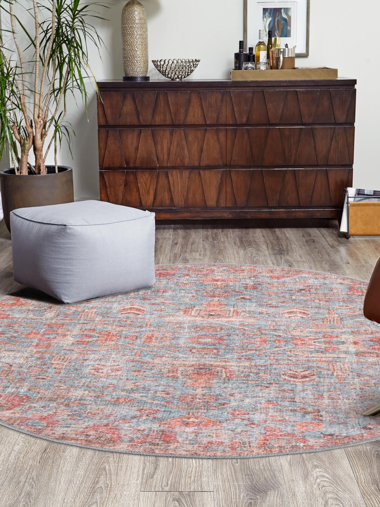 Washable Antique Blue 3' 11 x 3' 11 Nostalgia Round Area Rug Easy to Clean Stain Resistant & Durable Polyester Chenille Vintage Distressed Carpet for Sale at Rug Engine