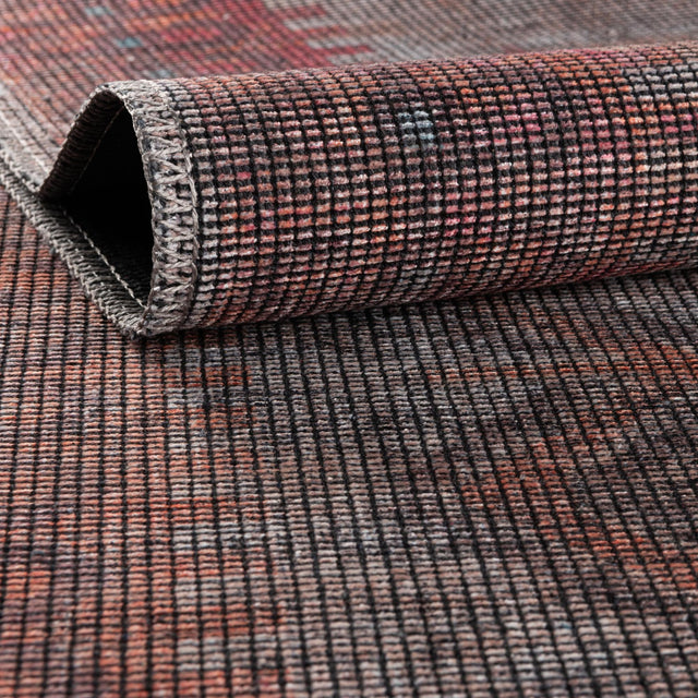 Rust red and Beige 8' x 8' Sisu Washable Octagon Rug