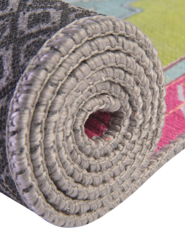Green 5' x 5' Timeless Washable Round Rug